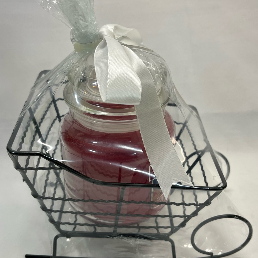 Yankee‎ Candle METAL Sleigh Gift Set CHRISTMAS EVE Scent RED/BLACK NEW - Picture 3 of 7